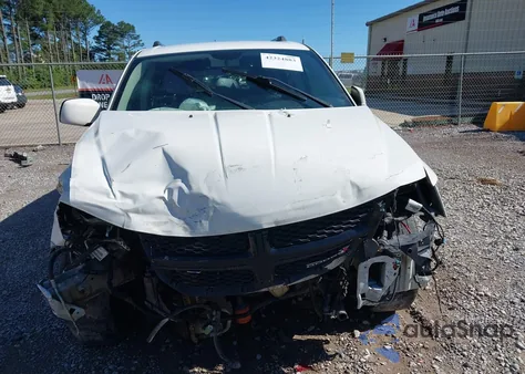 2016 Dodge Journey Crossroad Plus z USA, uszkodzony, nr VIN 3C4PDCGB6GT178651